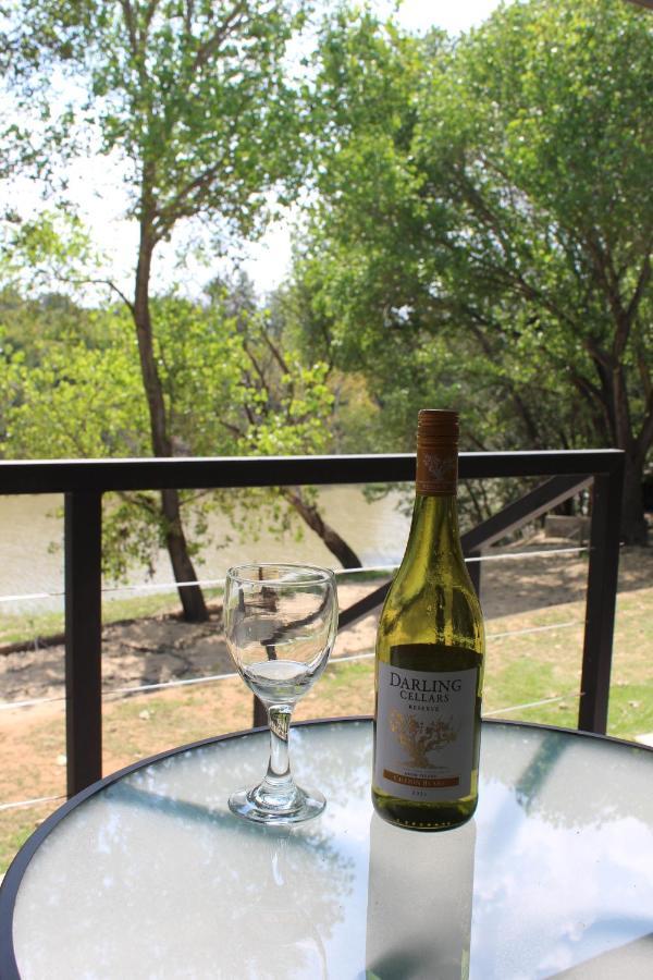 At The River Guest House Kroonstad Exteriör bild